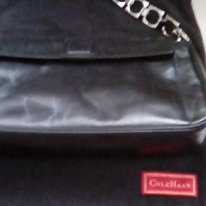 Cole hann 6 1/2 x 11 black